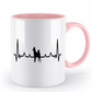 Tasse personalisiert mit Herzschlag und Hundesilhouette – Geschenk für Hundehalter mit Namen | Schollys - Schollys