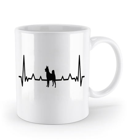 Tasse personalisiert mit Herzschlag und Hundesilhouette – Geschenk für Hundehalter mit Namen | Schollys - Schollys